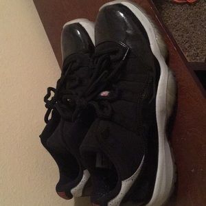 air Jordan 11 low
